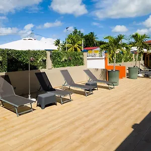 T2 Jacuzzis Et Piscine Au Centre De Appartement